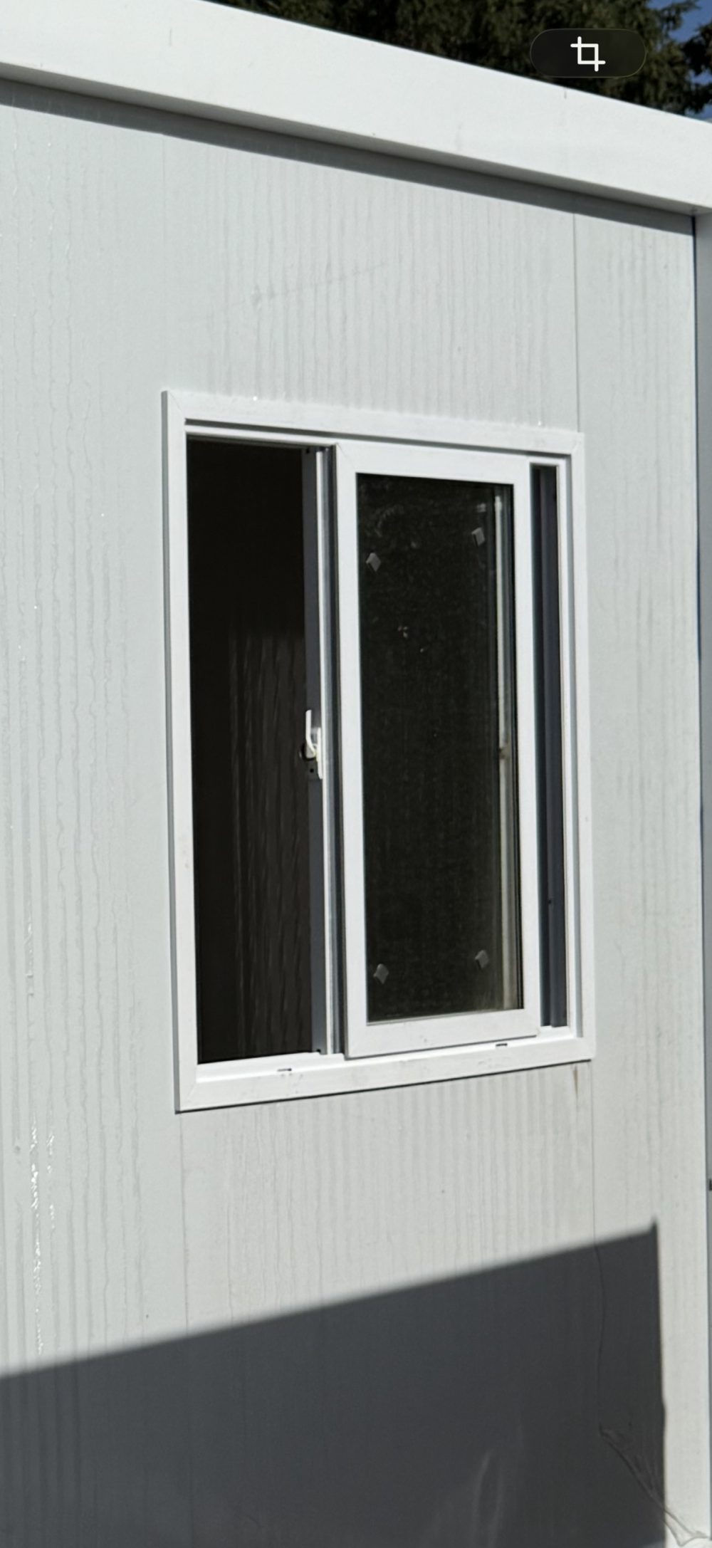 Fenêtre PVC coulissante à Paris, ABRI ECOMODULAIRE